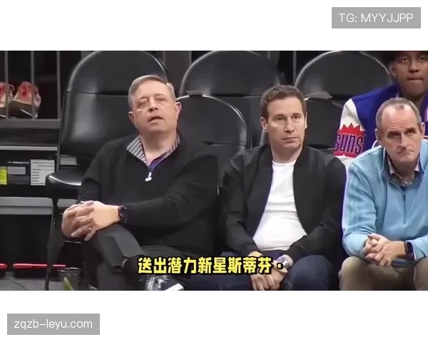 解放者杯VAR争议判罚成比赛转折点，裁判决定引广泛关注