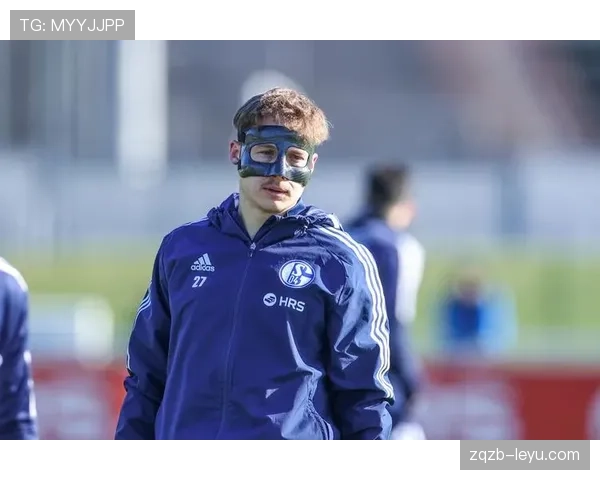 赖斯以卓越职业精神引领球队中坚力量崛起