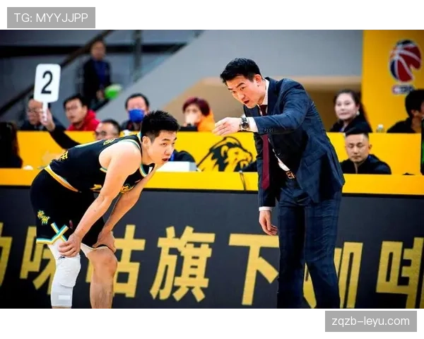 广州队热身赛表现抢眼，新战术初显成效引球迷期待